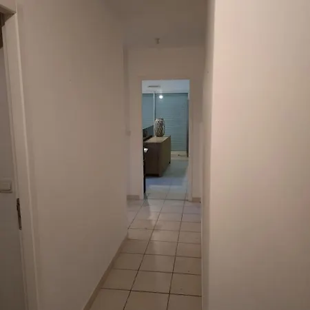 4 Bedroom House *